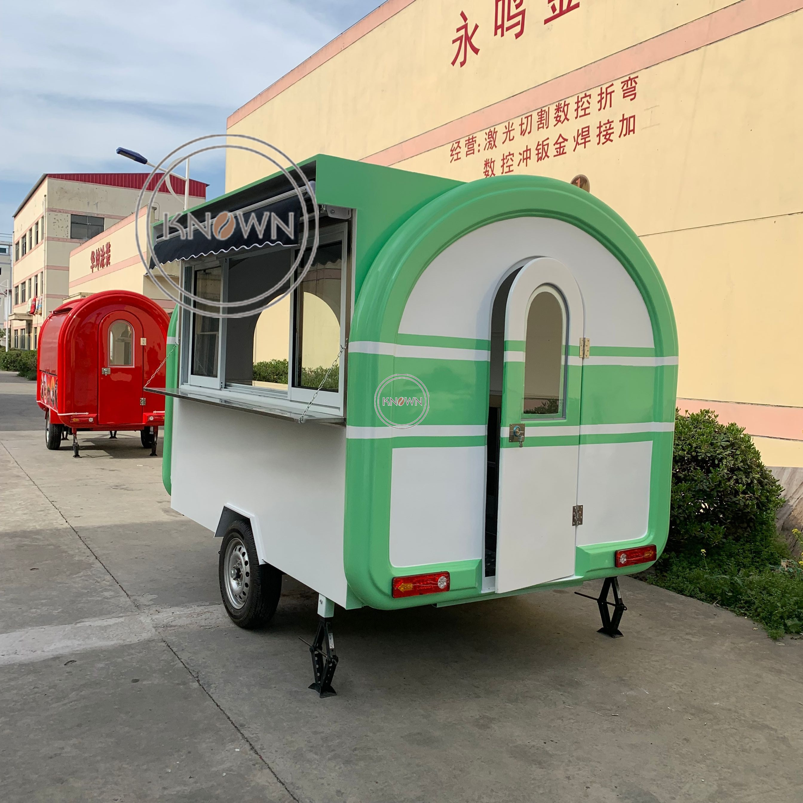 2.8M Catering Trailer Food Truck Mobile Kitchen Street Food Cart for Sale